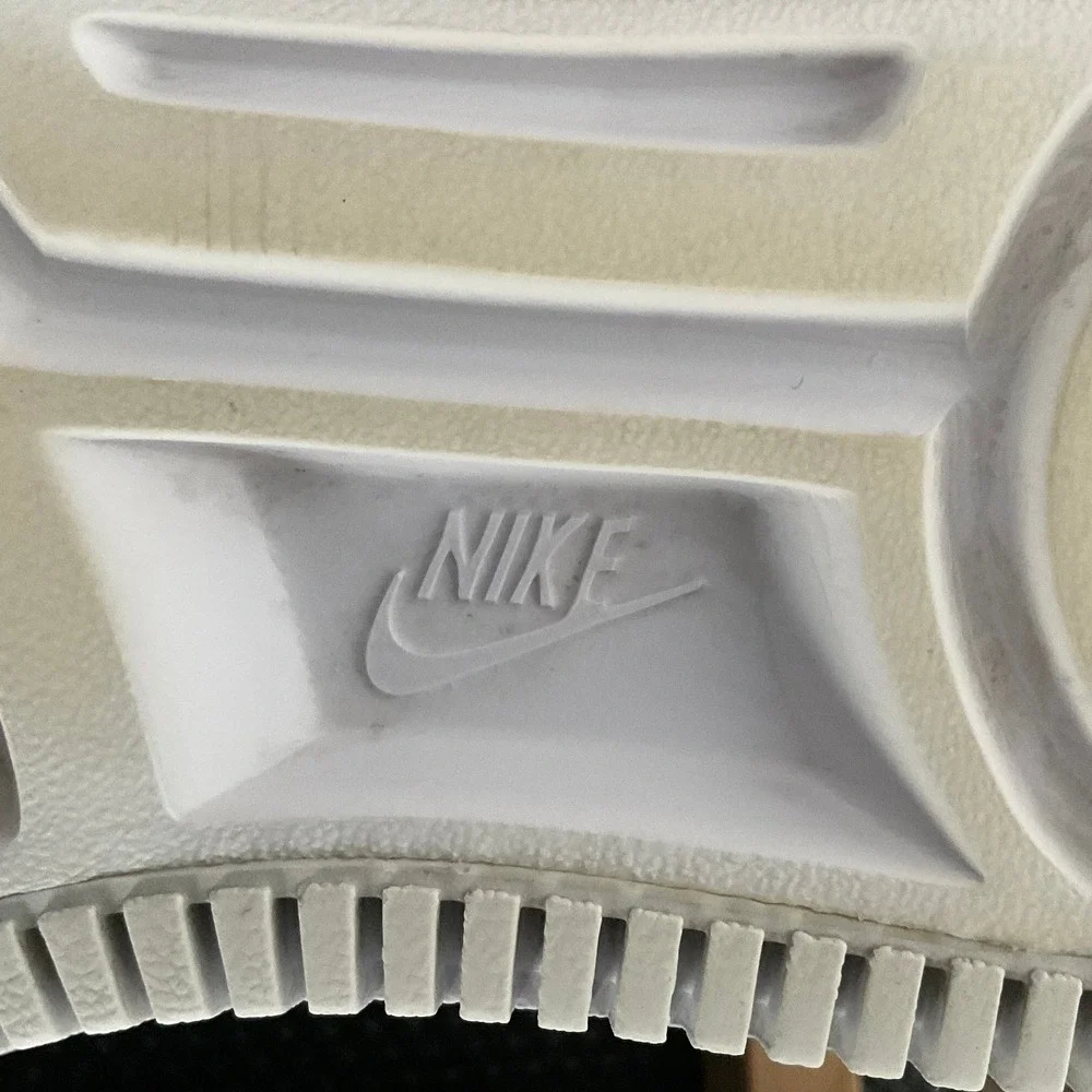 Nike Air Force 1 Sage Low Triple White Women 9.5 Platform Sneakers AR5339-100